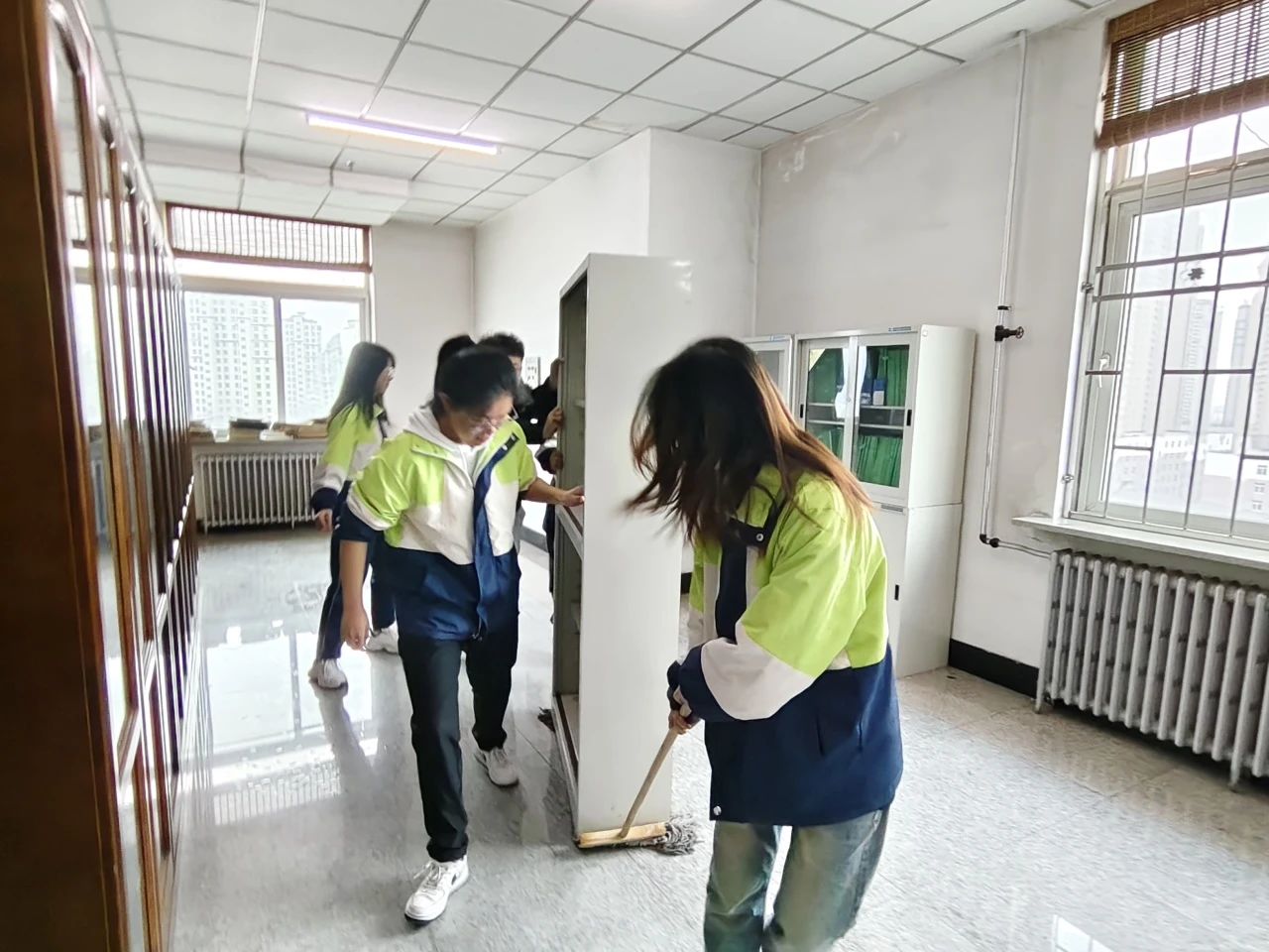 一竞技平台