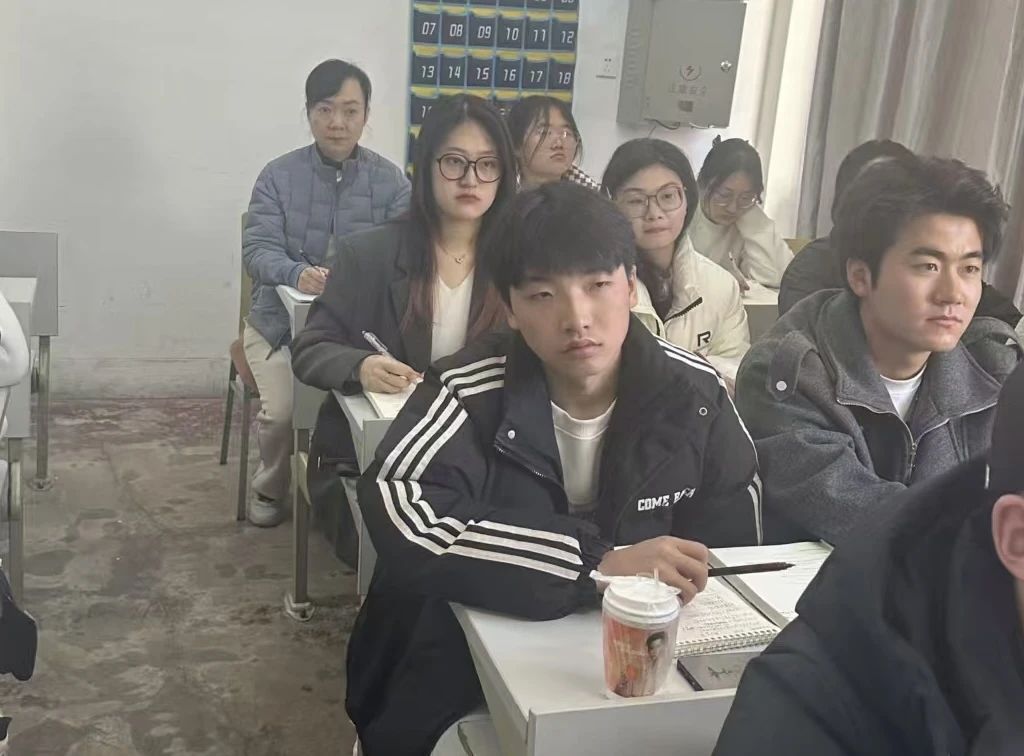 一竞技平台